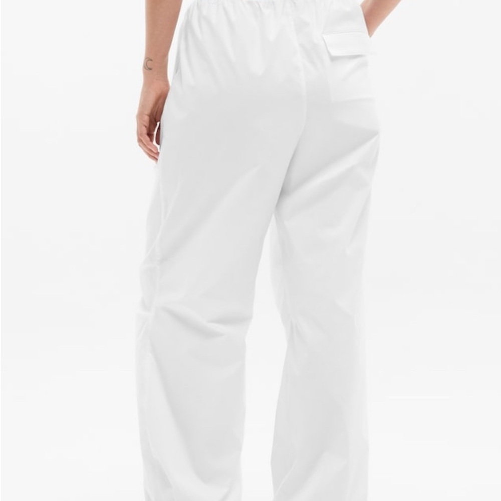 Athleta Women's midday low rise poplin pant. White. Small petite - Picture 4 of 7